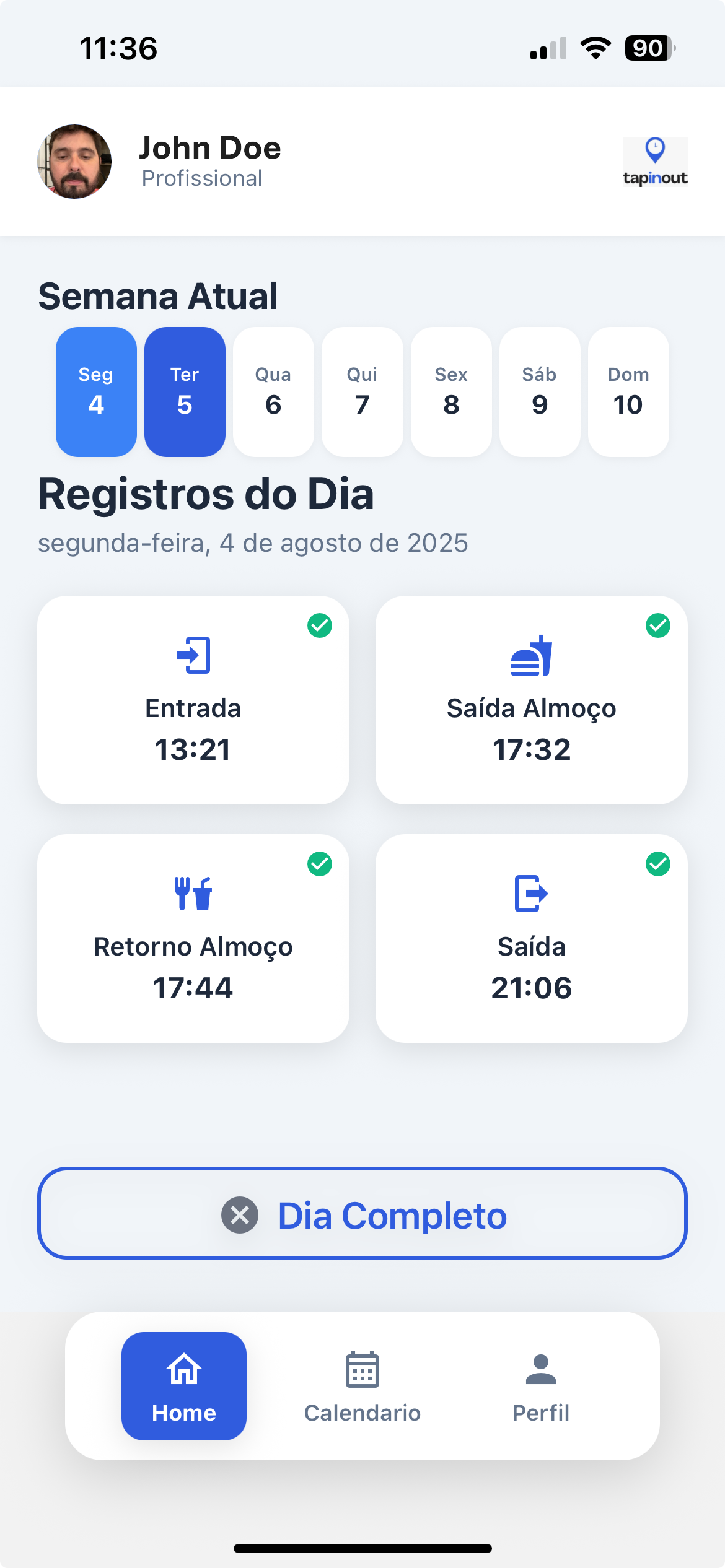 Aplicativo mobile TapInOut mostrando tela de ponto eletrônico